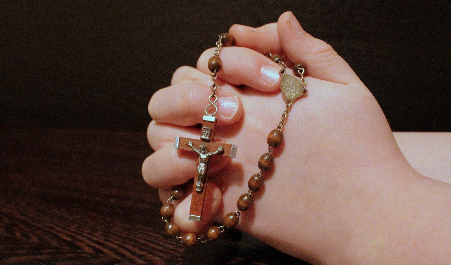 Become a member of the Confraternity of the Most Holy Rosary